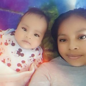 Meet your Posher, Raquel